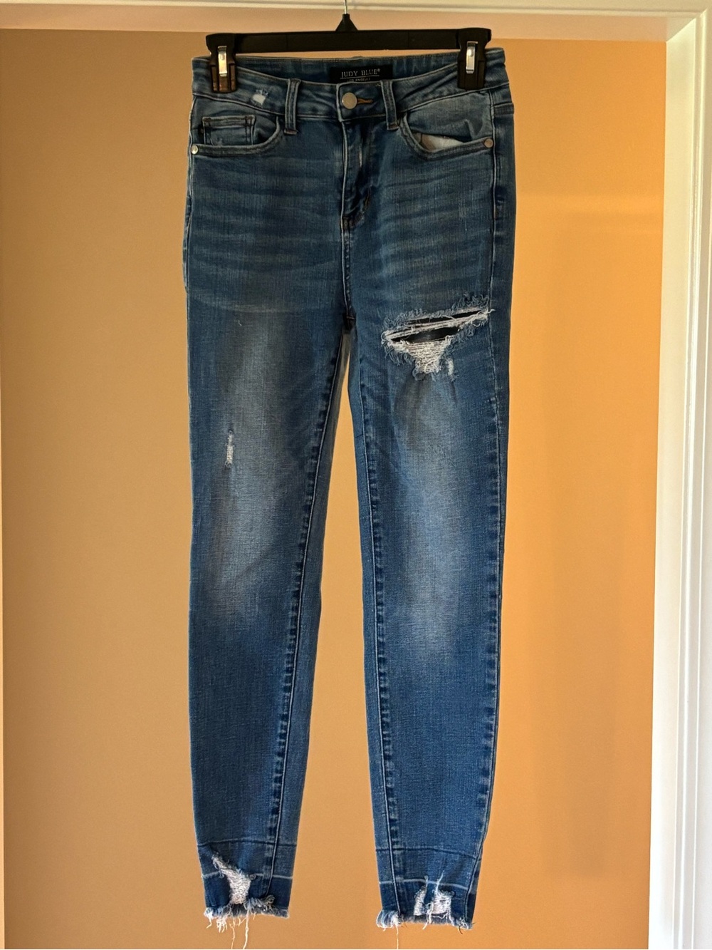 Judy Blue Medium Blue Distressed Skinny Jeans